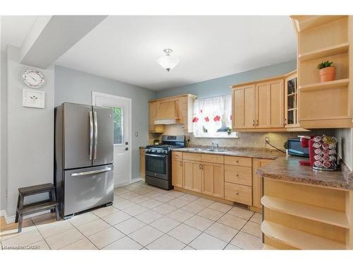 91 East 42Nd Street, Hamilton, ON - Indoor Photo Showing Kitchen