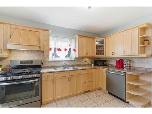 91 East 42Nd Street, Hamilton, ON - Indoor Photo Showing Kitchen With Double Sink
