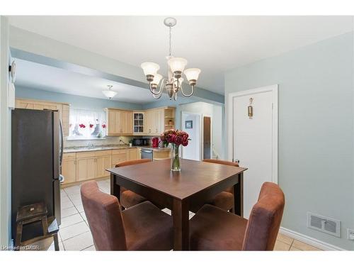 91 East 42Nd Street, Hamilton, ON - Indoor Photo Showing Dining Room