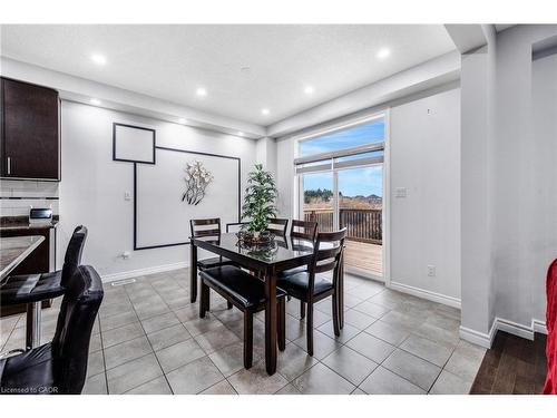 121 Steeplechase Way, Waterloo, ON - Indoor Photo Showing Dining Room