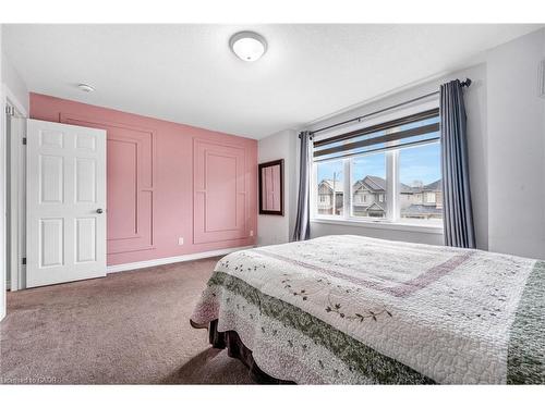 121 Steeplechase Way, Waterloo, ON - Indoor Photo Showing Bedroom