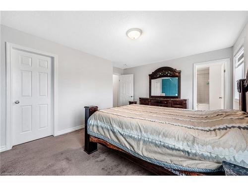 121 Steeplechase Way, Waterloo, ON - Indoor Photo Showing Bedroom