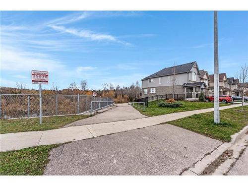 121 Steeplechase Way, Waterloo, ON - Outdoor