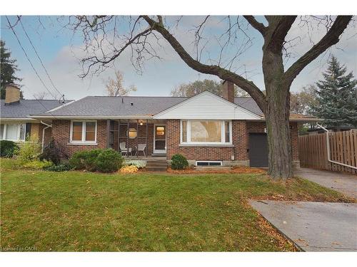 296 Dumfries Avenue  Kitchener, ON N2H 2E8