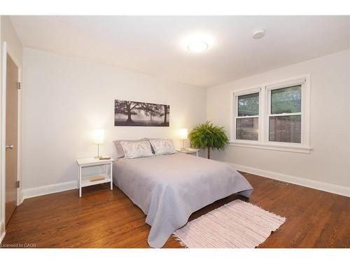 296 Dumfries Avenue, Kitchener, ON - Indoor Photo Showing Bedroom