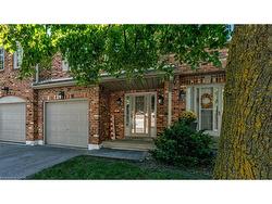 13-2230 Walkers Line  Burlington, ON L7M 3Y8