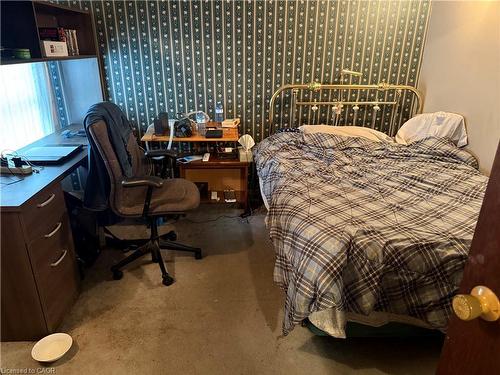 205 Locke Street N, Hamilton, ON - Indoor Photo Showing Bedroom