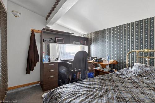 205 Locke Street N, Hamilton, ON - Indoor Photo Showing Bedroom