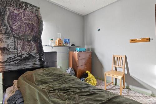 205 Locke Street N, Hamilton, ON - Indoor Photo Showing Bedroom