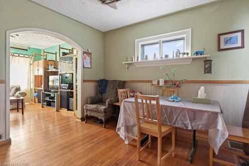 205 Locke Street N, Hamilton, ON - Indoor Photo Showing Dining Room