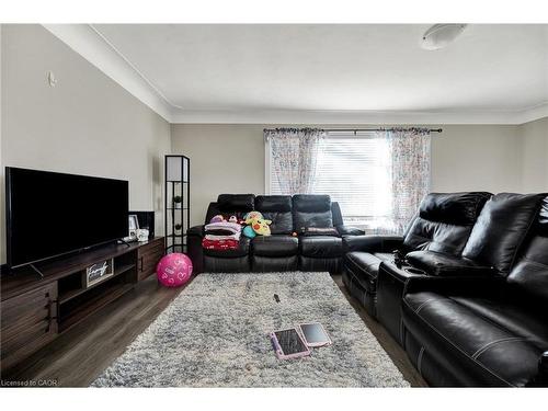 219 Sixth Avenue, Kitchener, ON 