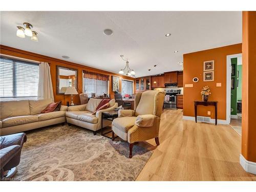 219 Sixth Avenue, Kitchener, ON 