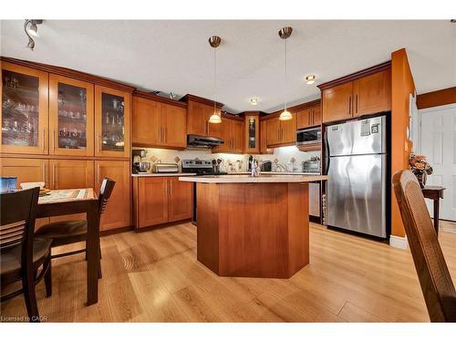 219 Sixth Avenue, Kitchener, ON 