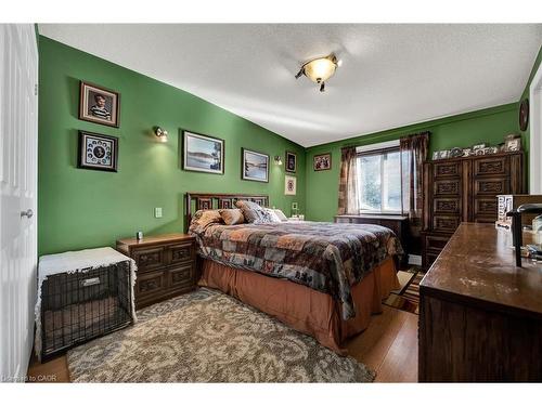 219 Sixth Avenue, Kitchener, ON 