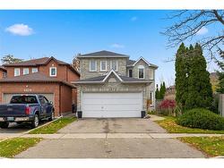 3372 Bobwhite Mews  Mississauga, ON L5N 6E7
