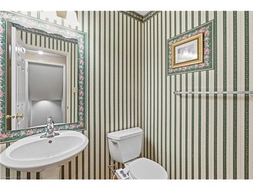 3372 Bobwhite Mews, Mississauga, ON - Indoor Photo Showing Bathroom