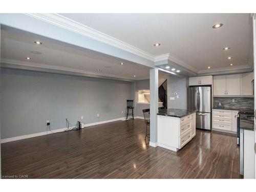 85 Chamomile Drive, Hamilton, ON - Indoor Photo Showing Kitchen