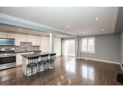 85 Chamomile Drive, Hamilton, ON - Indoor Photo Showing Kitchen
