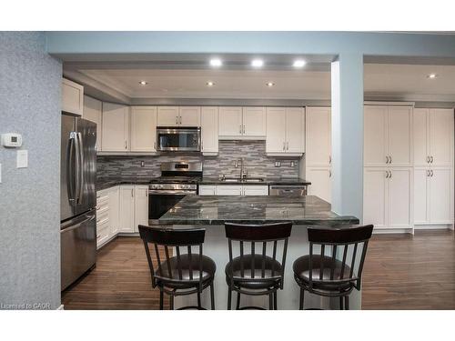 85 Chamomile Drive, Hamilton, ON - Indoor Photo Showing Kitchen