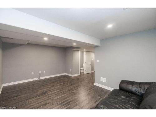 85 Chamomile Drive, Hamilton, ON - Indoor Photo Showing Other Room