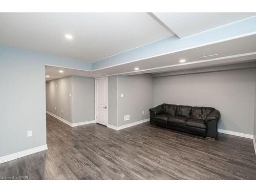 85 Chamomile Drive, Hamilton, ON - Indoor Photo Showing Other Room