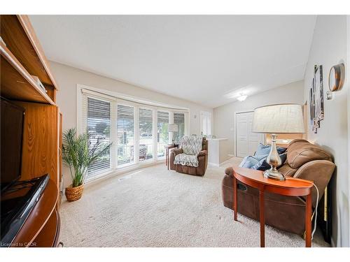 23 Coral Drive, Hamilton, ON - Indoor