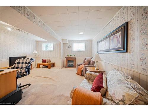 23 Coral Drive, Hamilton, ON - Indoor