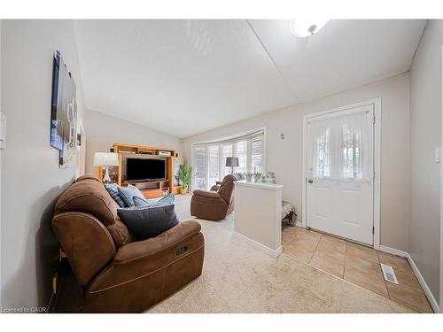 23 Coral Drive, Hamilton, ON - Indoor