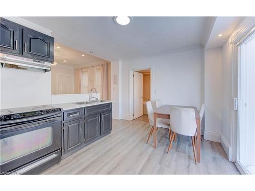 88 Wellington Street N, Kitchener, ON - Indoor