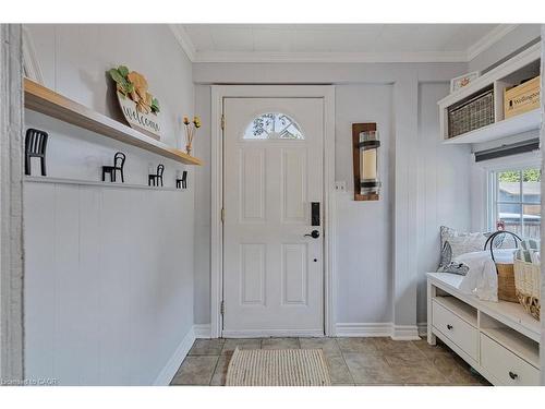 1 Mareve Avenue, Hamilton, ON - Indoor Photo Showing Other Room