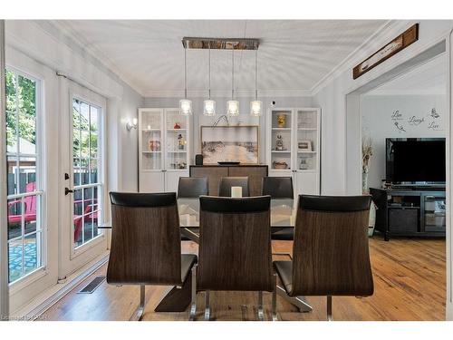 1 Mareve Avenue, Hamilton, ON - Indoor Photo Showing Dining Room