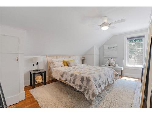 1 Mareve Avenue, Hamilton, ON - Indoor Photo Showing Bedroom