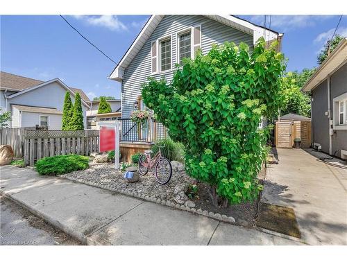 1 Mareve Avenue, Hamilton, ON - Outdoor