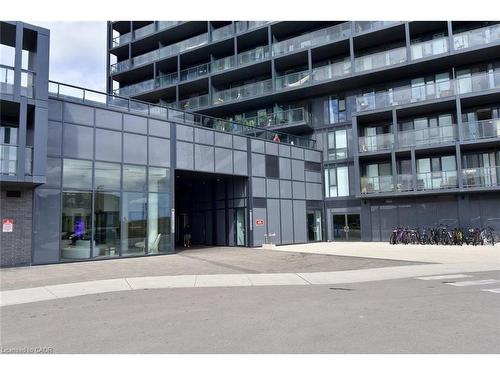 B1006-3200 Dakota Common, Burlington, ON - Outdoor