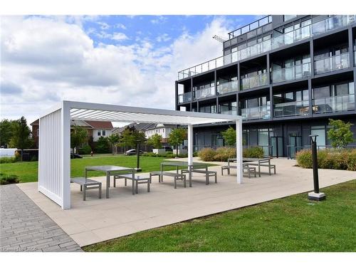 B1006-3200 Dakota Common, Burlington, ON - Outdoor