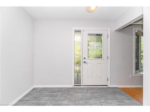7 Maitland Avenue, Hamilton, ON - Indoor Photo Showing Other Room