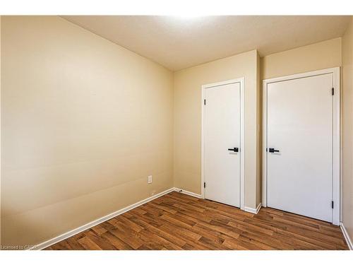 39 Carousel Avenue, Hamilton, ON - Indoor Photo Showing Other Room