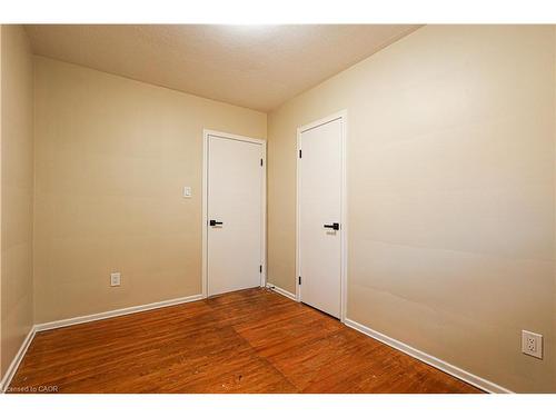 39 Carousel Avenue, Hamilton, ON - Indoor Photo Showing Other Room