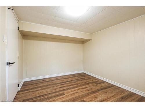 39 Carousel Avenue, Hamilton, ON - Indoor Photo Showing Other Room