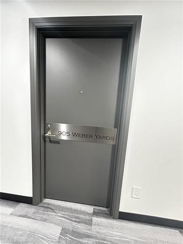 905-1333 Weber Street, Kitchener, ON - Indoor