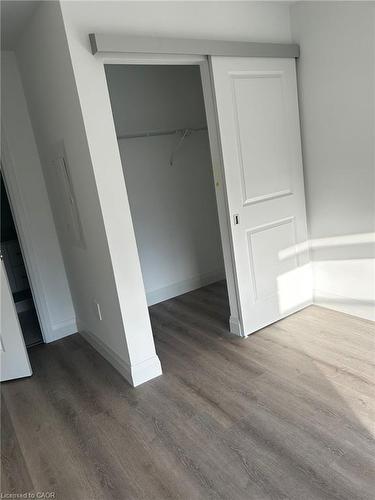 905-1333 Weber Street, Kitchener, ON - Indoor Photo Showing Other Room