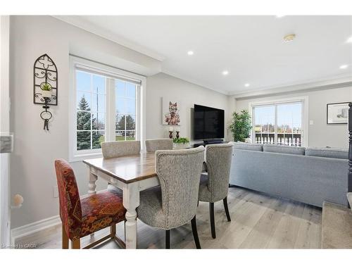 123-3480 Upper Middle Road, Burlington, ON - Indoor Photo Showing Dining Room