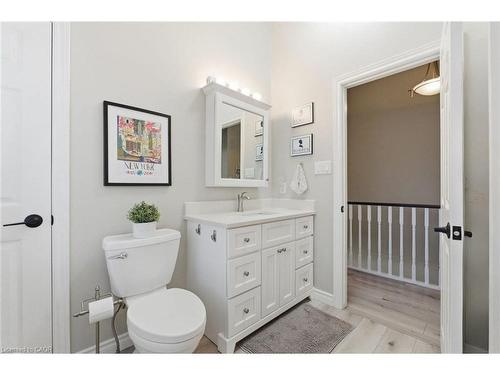 123-3480 Upper Middle Road, Burlington, ON - Indoor Photo Showing Bathroom