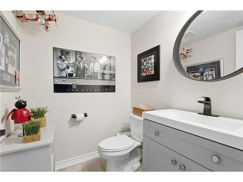 123-3480 Upper Middle Road, Burlington, ON - Indoor Photo Showing Bathroom