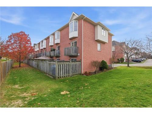 123-3480 Upper Middle Road, Burlington, ON - Outdoor