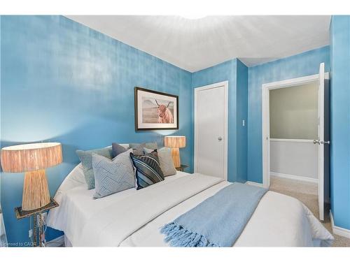 190 Wood Street E, Hamilton, ON - Indoor Photo Showing Bedroom