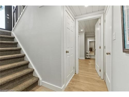 19 Wallace Place, Caledonia, ON - Indoor Photo Showing Other Room