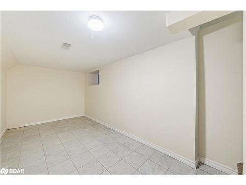 58 Lorne Avenue, Hamilton, ON - Indoor Photo Showing Other Room