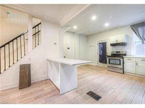 750 Cannon Street E, Hamilton, ON - Indoor