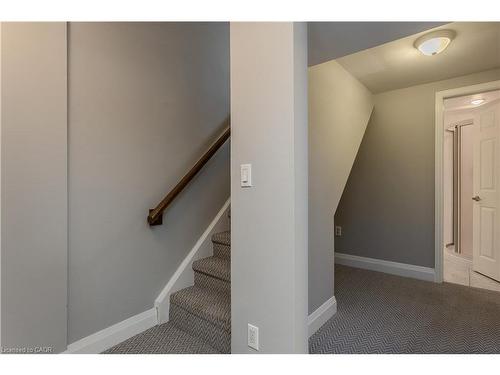 30 Graywood Road, Hamilton, ON - Indoor Photo Showing Other Room